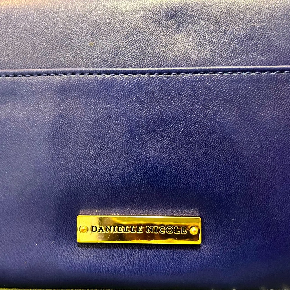 Danielle Nicole Crossbody - image 5